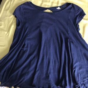 flowy blue top key hole back